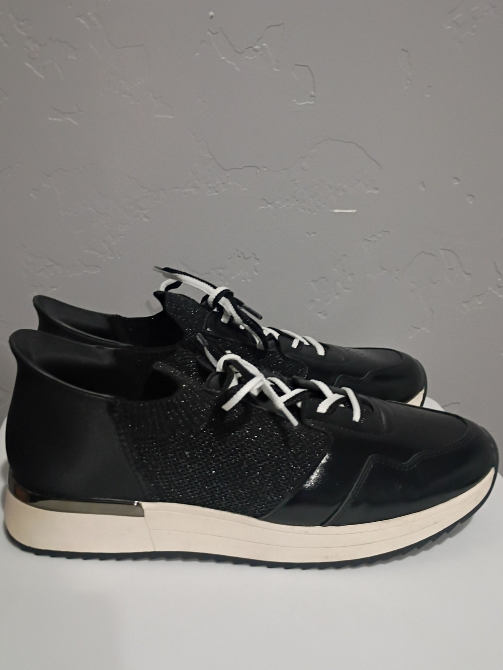 Reaction Kenneth Cole Black Knit & Leather Sneakers with White Sole - Picture 6 of 8